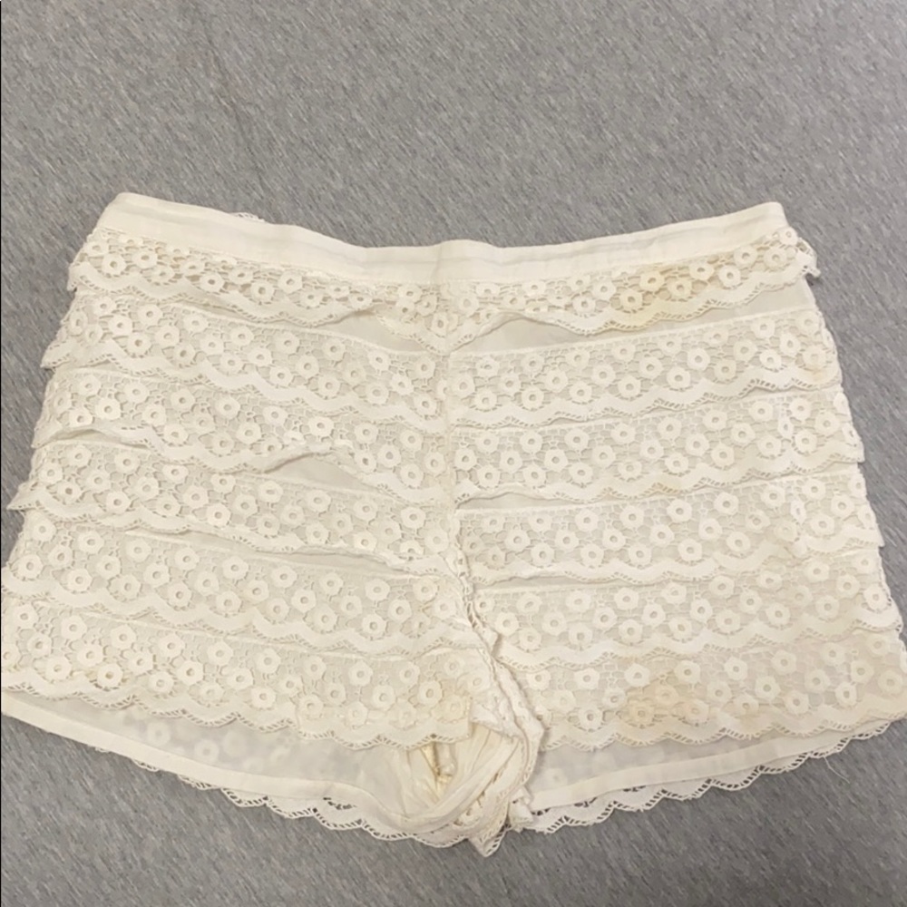 Ruffled shorts